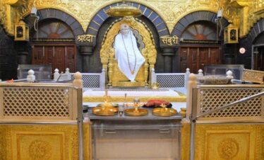 Shirdi Darshan with Shani Shingnapur
